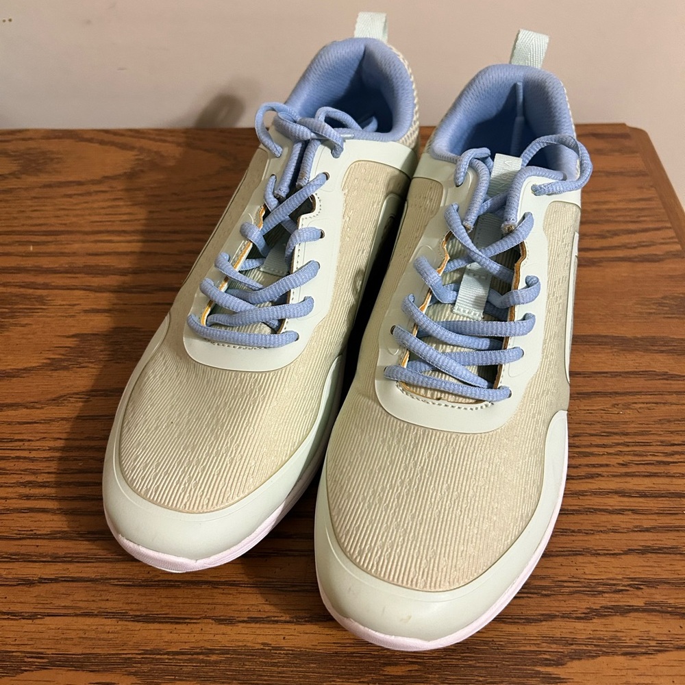 Visonic Women's JoJo Ombré Sneakers -Sea Foam/10/ NWOT